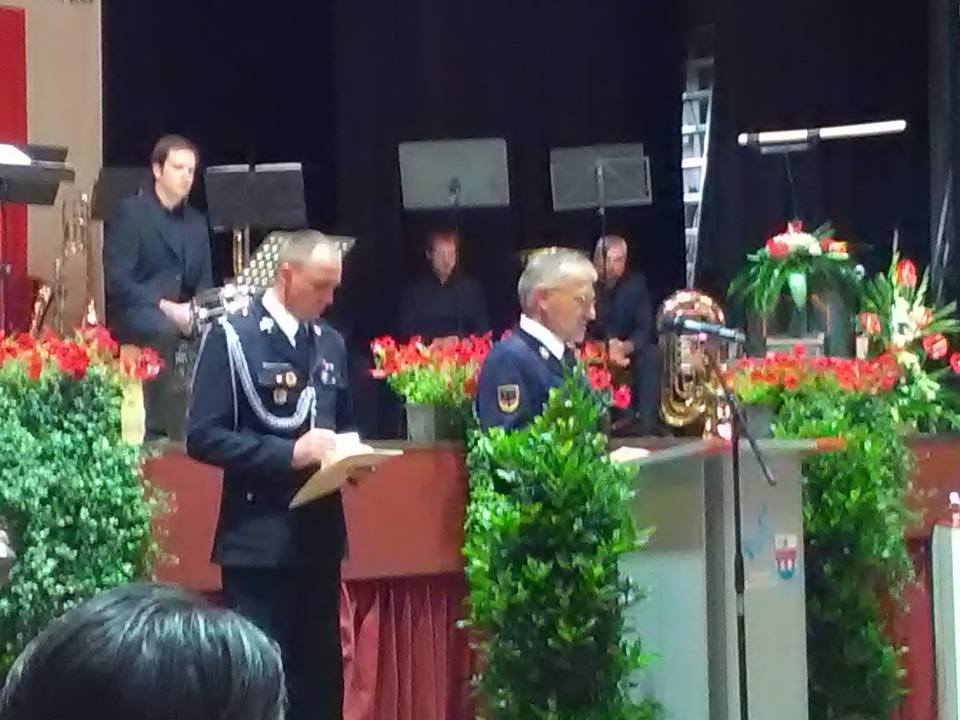 19437633_918878921585188_5554604706564809232_n