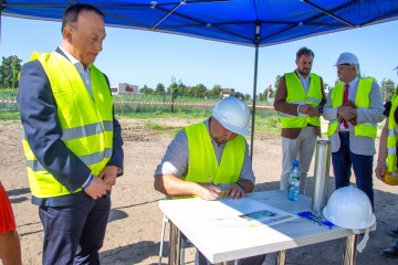 Wmurowanie Akt Erekcyjny BOISKA SPORTOWEGO Z SALĄ KONFERENCYJ (10)