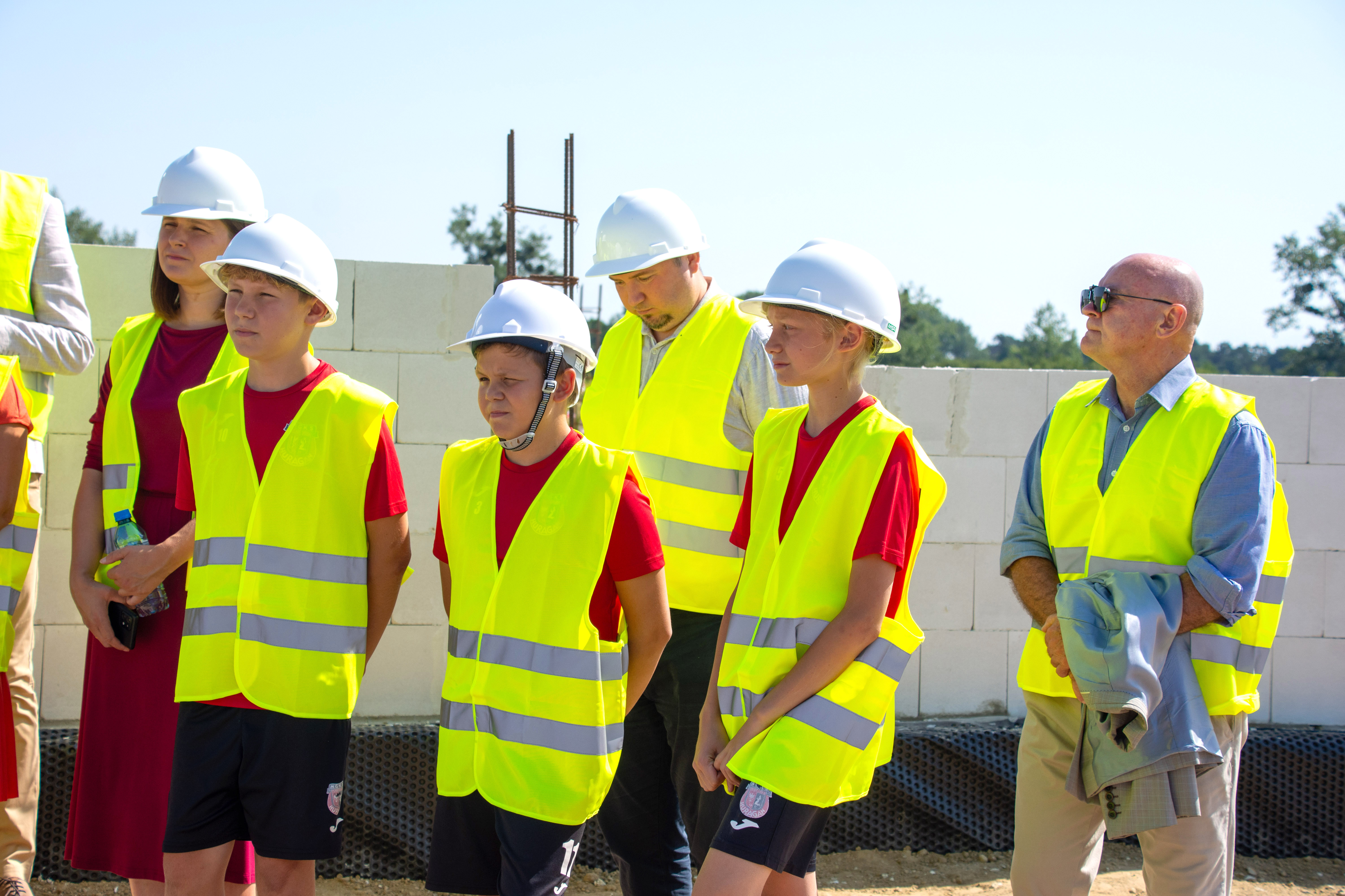 Wmurowanie Akt Erekcyjny BOISKA SPORTOWEGO Z SALĄ KONFERENCYJ (4)