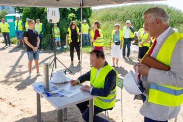 Wmurowanie Akt Erekcyjny Budowa Centrum Rehabilitacji i Edukacji (9)