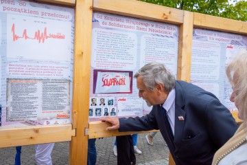 45 rocznicą powołąnia Komitetu Strajkowego w Hucie Szkła-8503