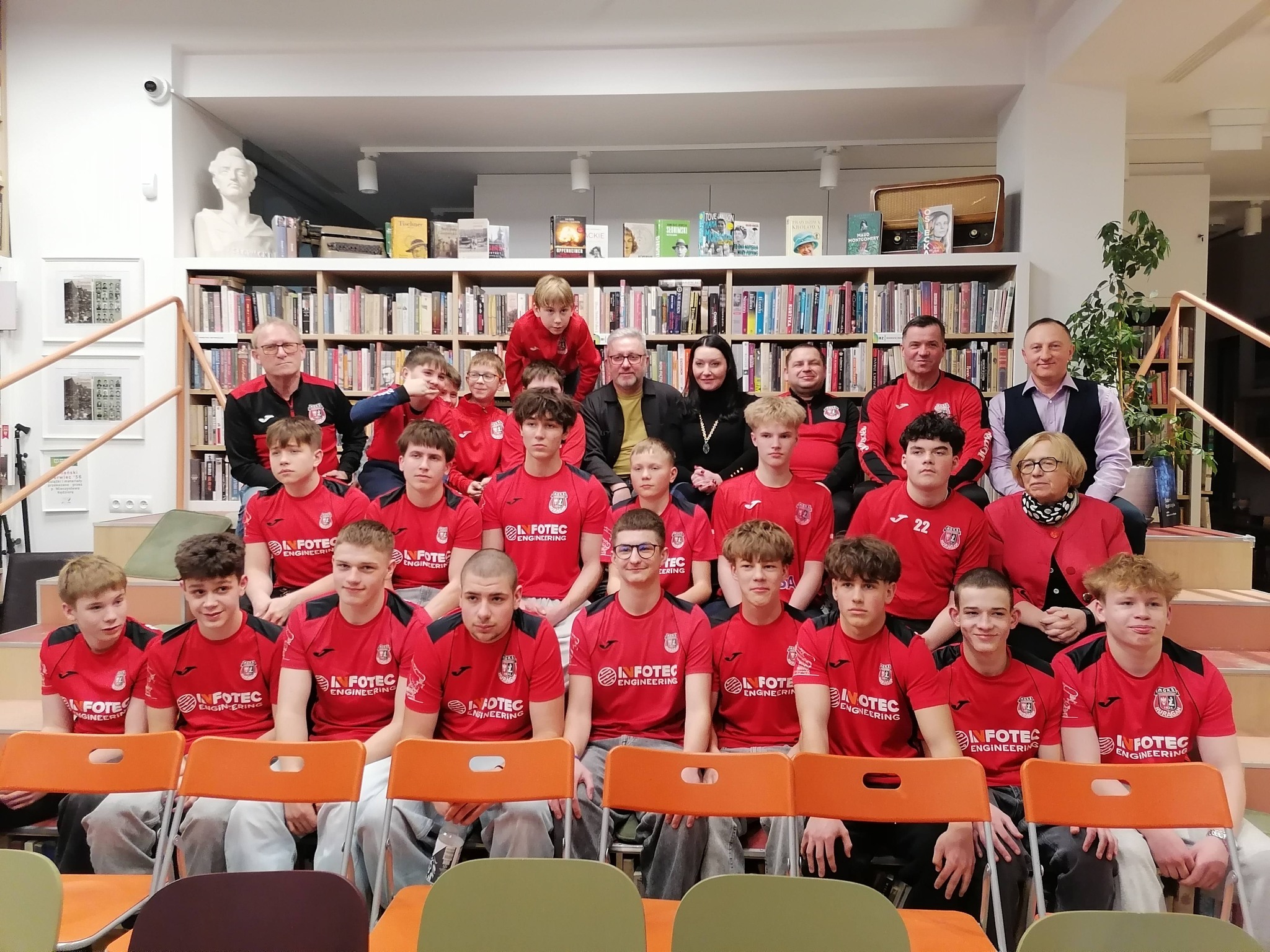 636861419_1549421166978431_6741381730616552711_n