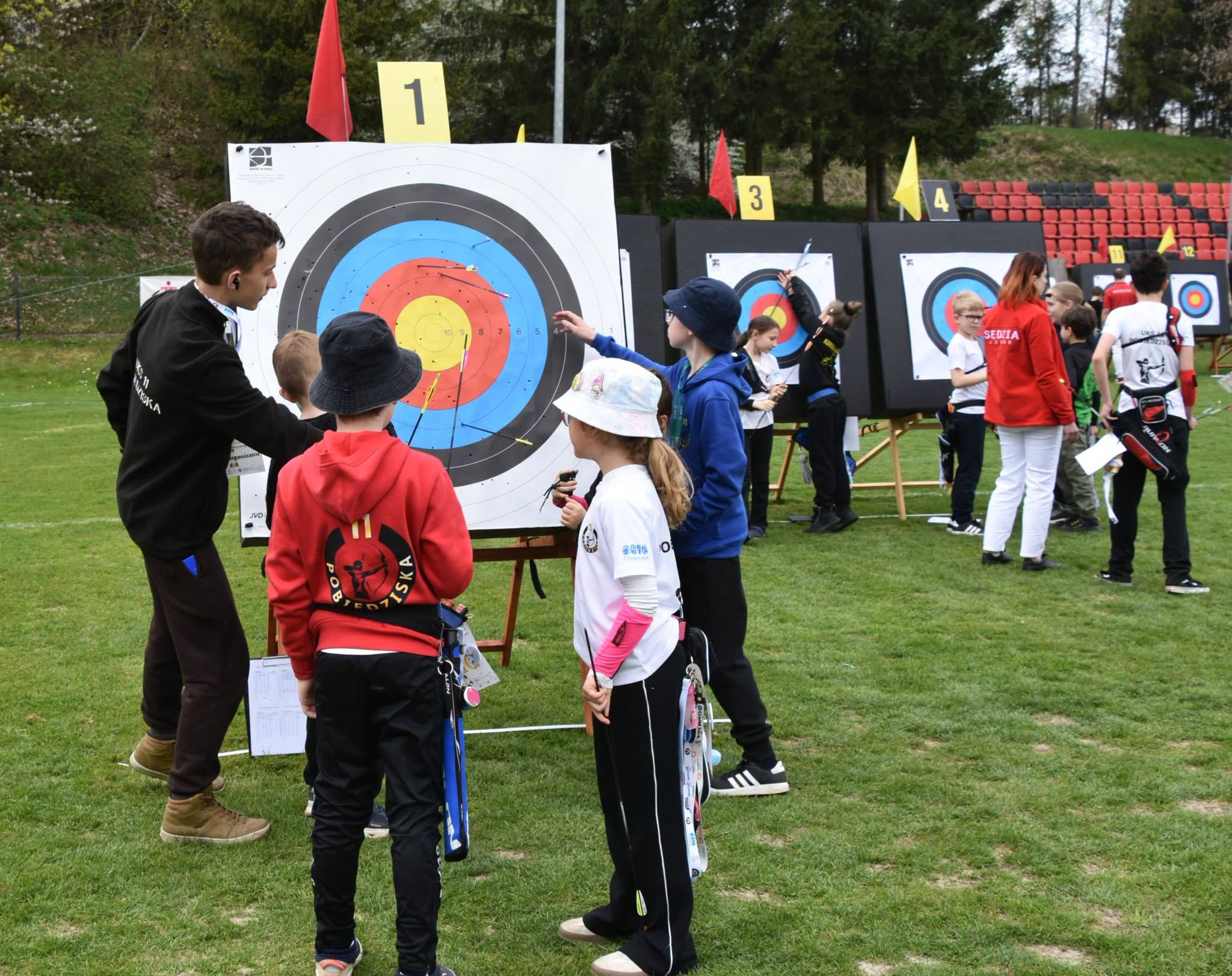 678193356_893895893692592_5635296872702633697_n